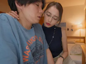 Bố ơi lồn con nóng bỏng vì tinh trùng rồi