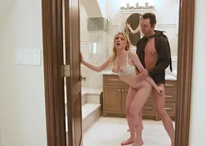 Âm thanh ASMR-Cảnh cô gái đại học chơi với dương vật giả cận cảnh