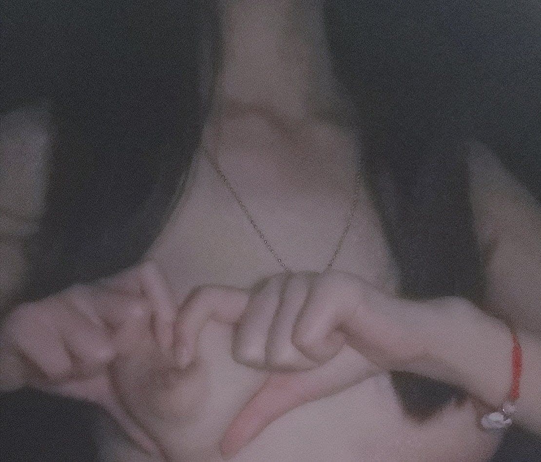 Nữ sinh nứng lồn sang tận nhà gạ thầy giáo địt nhau